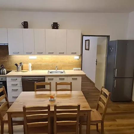 Chalupa Rochlitz S Horkym Koupacim Sudem Rokytnice nad Jizerou