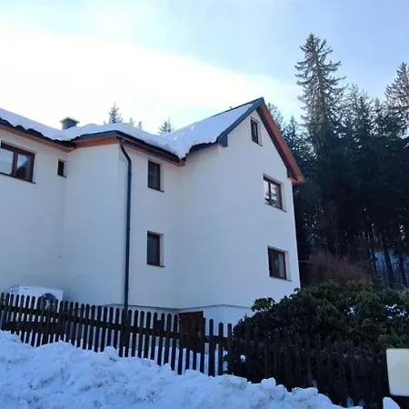 Apartment Chalupa Rochlitz S Horkym Koupacim Sudem