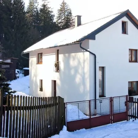 Chalupa Rochlitz S Horkym Koupacim Sudem