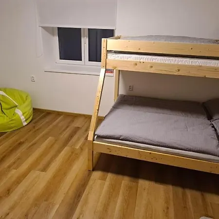 Chalupa Rochlitz S Horkym Koupacim Sudem Apartment *