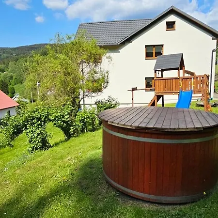 Apartment Chalupa Rochlitz S Horkym Koupacim Sudem